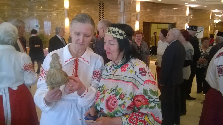 Белорусы