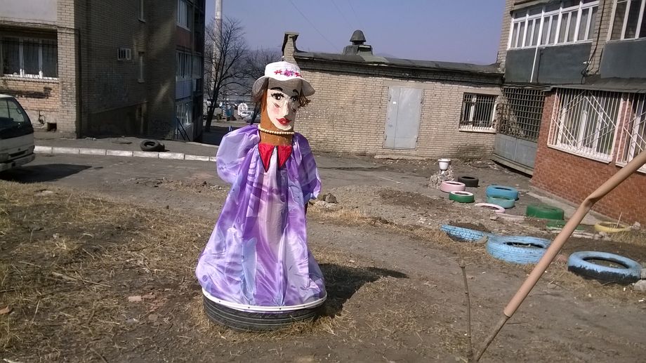 WP_20170402_013  дама by . 
