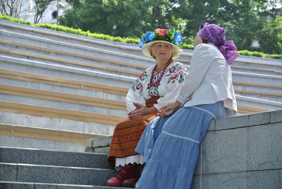 _DSC4229  и камни греют by . 