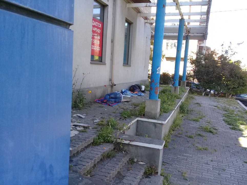 20171003_144736  бомжи by . 