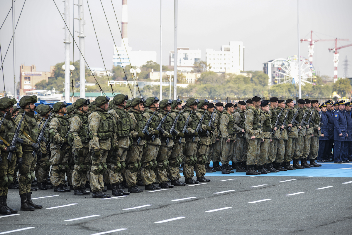 Военные
