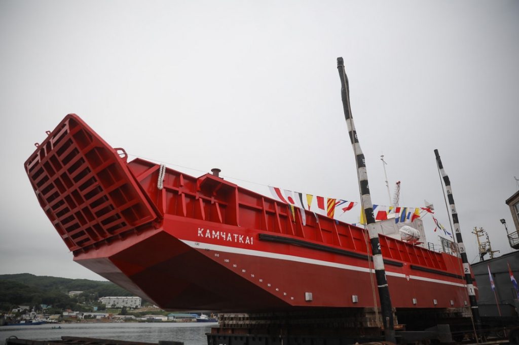 амоходная баржа Камчатка амоходная баржа Камчатка by .