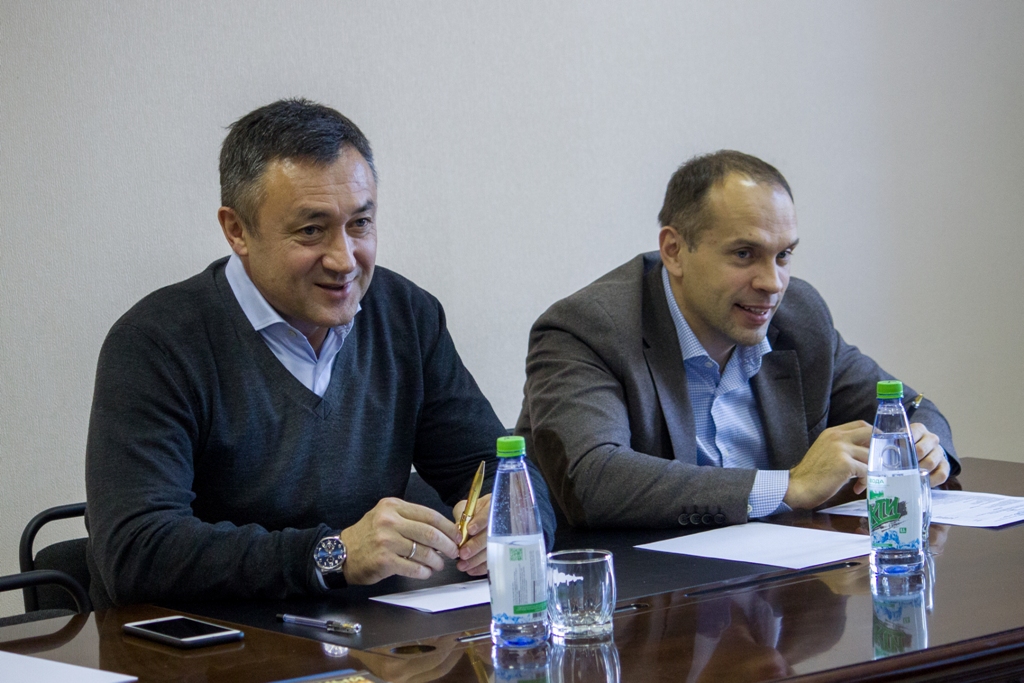 Пинский и Исаков Пинский и Исаков by .