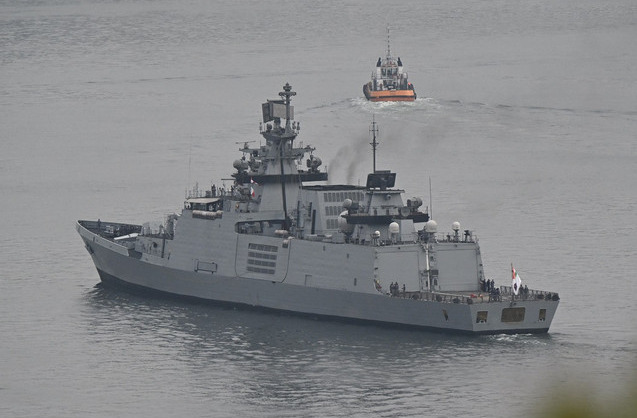 Корабль ВМС Индии "Сахъядри" Корабль ВМС Индии "Сахъядри"